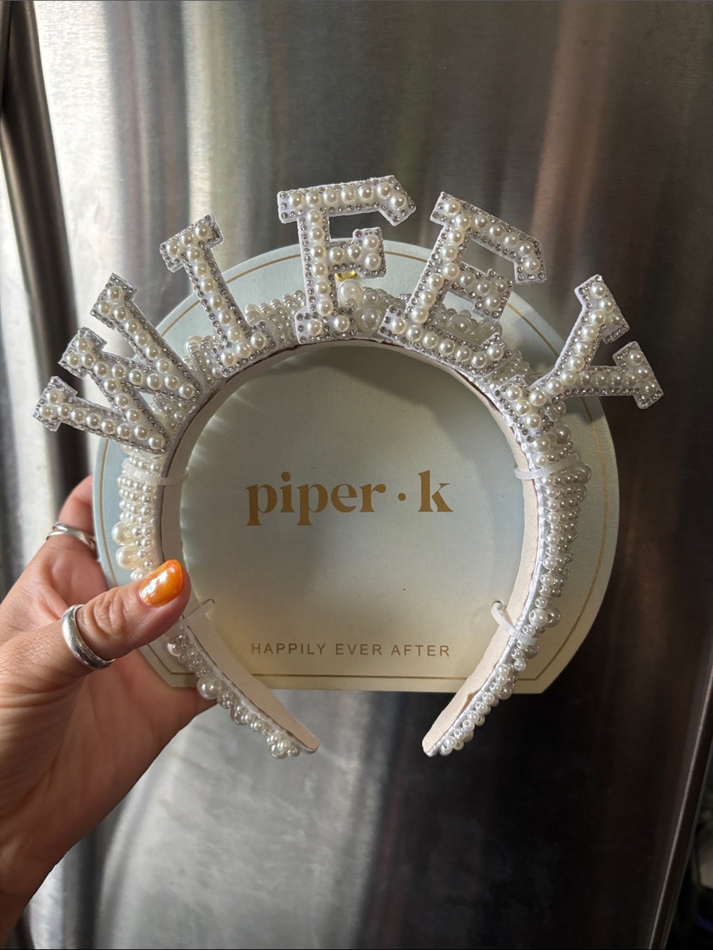 piper.k White Pearl 'WIFEY' Statement Headband